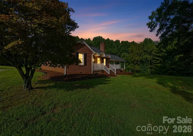 Photo 4 of Single family home for sale at 2430 Hwy 64/90 W, Taylorsville, NC 28681 | MLS# 4414293 | Listing updated on 2026-09-03