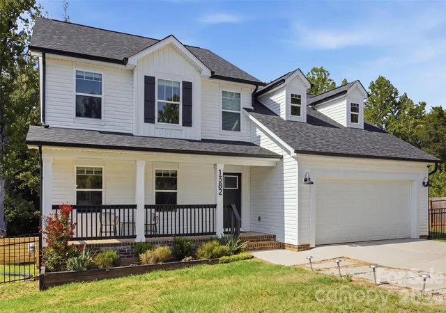 Photo 3 of Single family home for sale at 1382 W Rebound Rd, Lancaster, SC 29720 | MLS# 4415377 | Listing updated on 2026-09-03