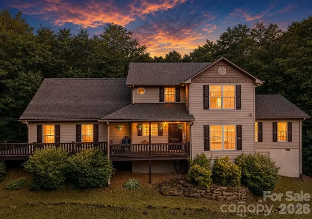 Photo 1 of Single family home for sale at 62 Pine Hill Dr, Brevard, NC 28712 | MLS# 4415644 | Listing updated on 2026-09-02