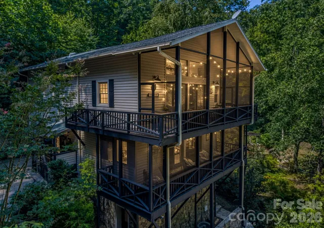 Photo 3 of Single family home for sale at 485 Grandview Dr, Lake Lure, NC 28746 | MLS# 4416837 | Listing updated on 2026-09-03