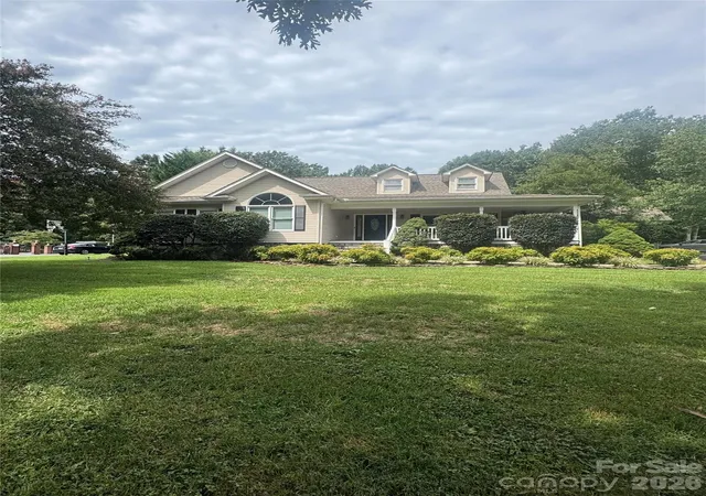 Photo 3 of Single family home for sale at 107 Shawnee Trl, Maiden, NC 28650 | MLS# 4416945 | Listing updated on 2026-09-03