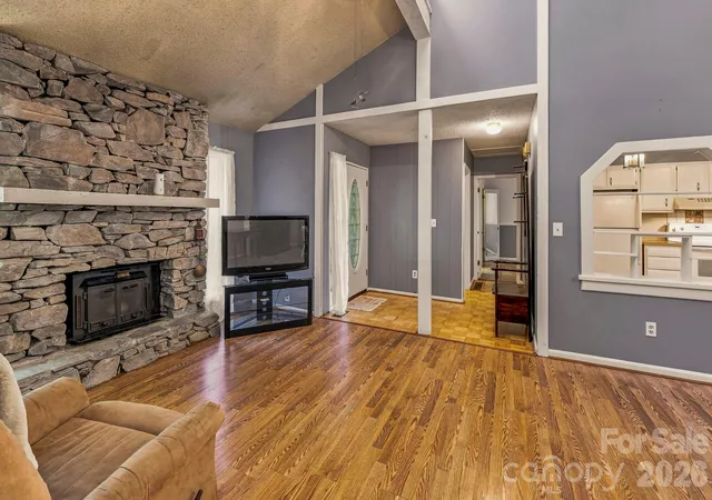 Photo 3 of Single family home for sale at 51 Rising Meadow Ln, Mills River, NC 28759 | MLS# 4417388 | Listing updated on 2026-09-23
