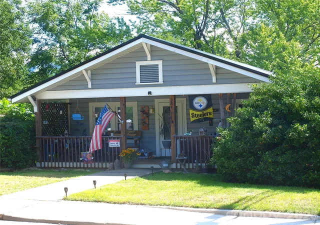 Photo 1 of Multi family home for sale at 384 Pisgah Dr, Canton, NC 28716 | MLS# 4417727 | Listing updated on 2026-09-04