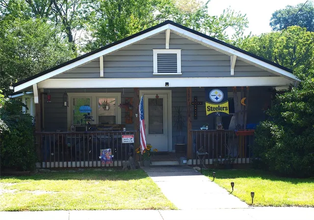 Photo 2 of Multi family home for sale at 384 Pisgah Dr, Canton, NC 28716 | MLS# 4417727 | Listing updated on 2026-09-04