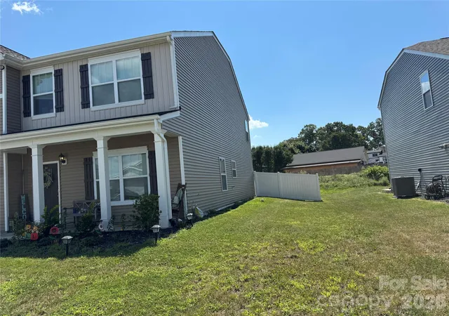 Photo 3 of Single family home for sale at 116 Wheatfield Rd, Fletcher, NC 28732 | MLS# 4417836 | Listing updated on 2026-09-07