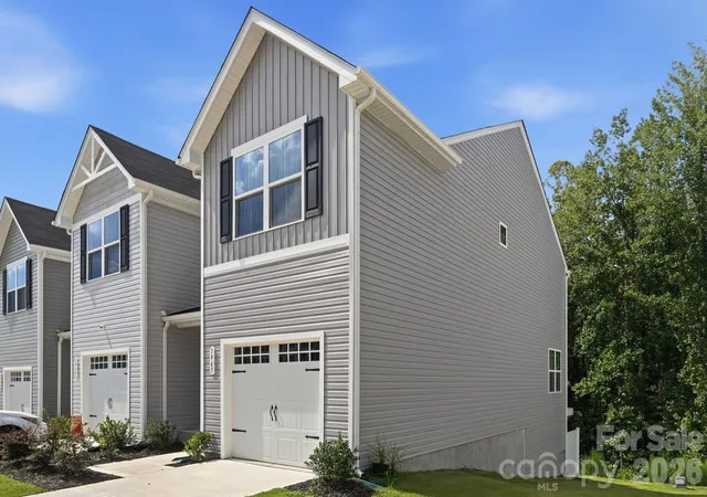 Photo 3 of Townhouse for sale at 5965 Granbury Dr, Kannapolis, NC 28081 | MLS# 4418545 | Listing updated on 2026-09-04