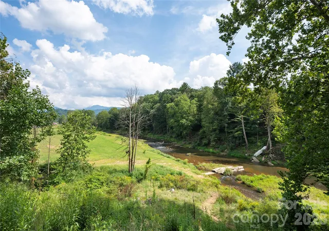Photo 5 of Single family home for sale at 791 Mckinney Rd #15, Burnsville, NC 28714 | MLS# 4418571 | Listing updated on 2026-09-04