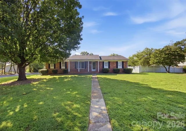 Photo 2 of Sale Pending at 2311 Shaw Ave, Gastonia, NC 28054 | MLS# 4418692 | Listing updated on 2026-09-07