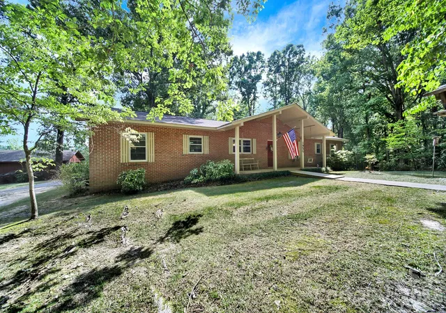 Photo 5 of Single family home for sale at 1950 Daisy Couch Rd, Heath Springs, SC 29058 | MLS# 4418884 | Listing updated on 2026-09-04