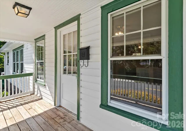 Photo 2 of Multi family home for sale at 2101 Kenilworth Ave, Charlotte, NC 28203 | MLS# 4419030 | Listing updated on 2026-09-03