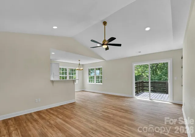 Photo 4 of Single family home for sale at 157 Scarlett Ridge Dr, Marshall, NC 28753 | MLS# 4419073 | Listing updated on 2026-09-02