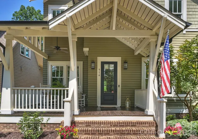 Photo 3 of Sale Pending at 516 Hillside Ave, Charlotte, NC 28209 | MLS# 4419084 | Listing updated on 2026-09-07