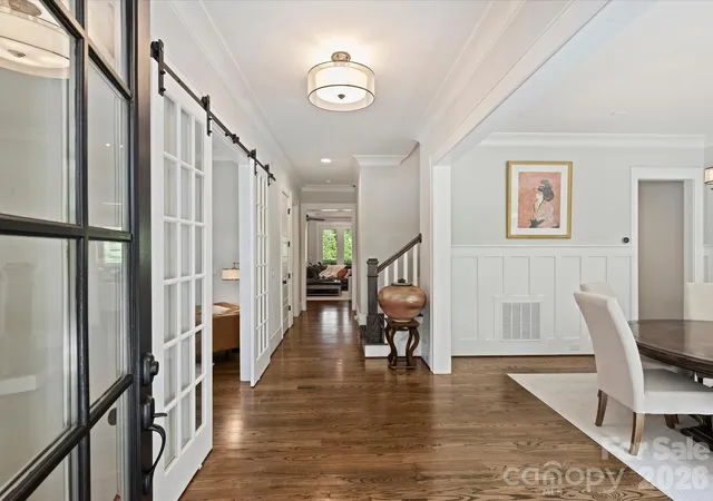 Photo 4 of Sale Pending at 516 Hillside Ave, Charlotte, NC 28209 | MLS# 4419084 | Listing updated on 2026-09-07