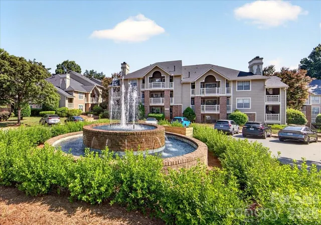 Condo for sale at 5011 Sharon Rd #N, Charlotte, NC 28210 | MLS# 4419195