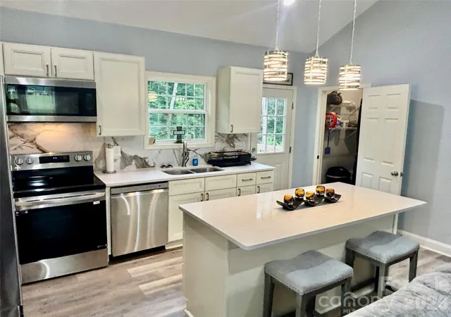 Photo 3 of Single family home for sale at 2613 Lynn Mountain Rd, Vale, NC 28168 | MLS# 4419247 | Listing updated on 2026-09-03