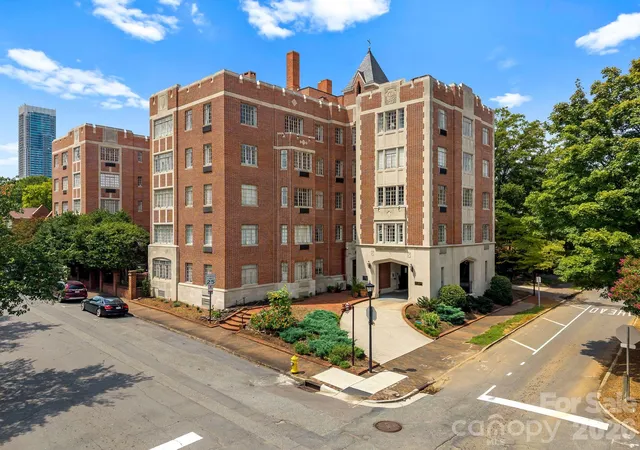 Condo for sale at 301 W 10th Street #407, Charlotte, NC 28202 | MLS# 4419418