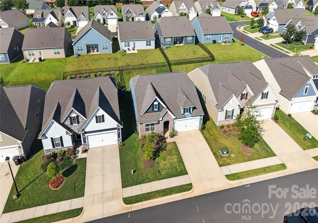 Photo 3 of Single family home for sale at 108 Pampas Pl, Statesville, NC 28625 | MLS# 4419657 | Listing updated on 2026-10-08