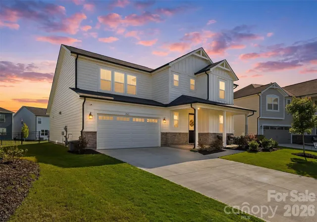Photo 2 of Single family home for sale at 2621 Crimson Wy, Monroe, NC 28112 | MLS# 4419695 | Listing updated on 2026-09-01