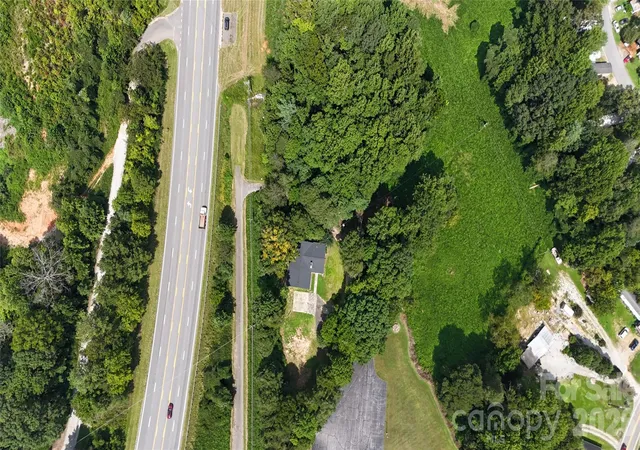 Photo 5 of Single family home for sale at 182 US 221 Business Ext N #3, Marion, NC 28752 | MLS# 4419854 | Listing updated on 2026-09-03