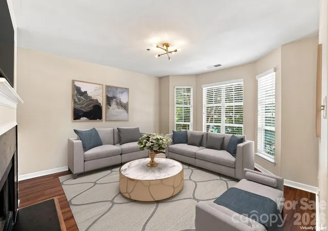 Photo 3 of Condo for sale at 525 Olmsted Park Pl #G, Charlotte, NC 28203 | MLS# 4419927 | Listing updated on 2026-09-30