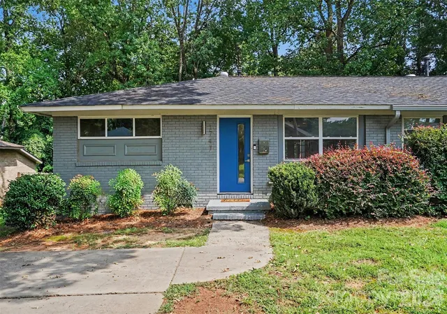 Photo 2 of Condo for sale at 1741 Herrin Ave, Charlotte, NC 28205 | MLS# 4420142 | Listing updated on 2026-09-08