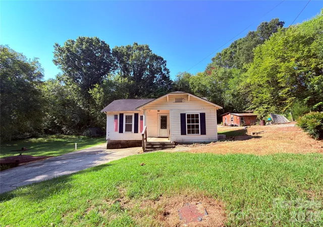 Photo 1 of Single family home for sale at 331 Grant St, Spencer, NC 28159 | MLS# 4420150 | Listing updated on 2026-09-28