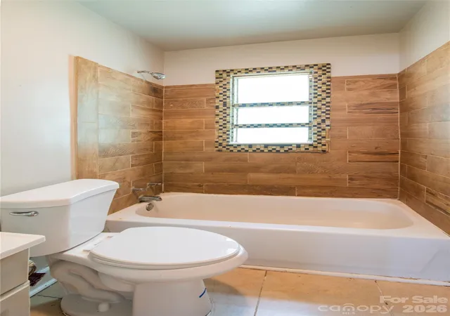 Listing Photo 2 - Condo for sale in building located at 1812 Catherine Simmons Ave, Charlotte, NC 28216 - Unit #1 & 2