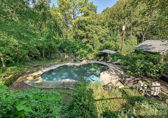 Photo 3 of Land for sale at 1538 Sterling Rd, Charlotte, NC 28209 | MLS# 4420191 | Listing updated on 2026-09-07