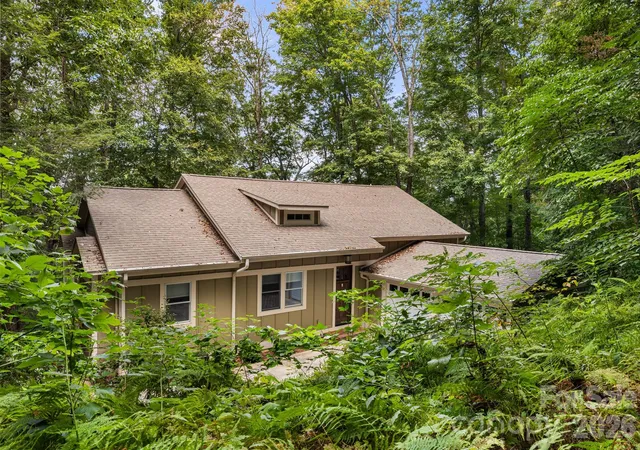 Photo 47 of Single family home for sale at 22 Wild Violet Ln, Arden, NC 28704 | MLS# 4420255 | Listing updated on 2026-10-01