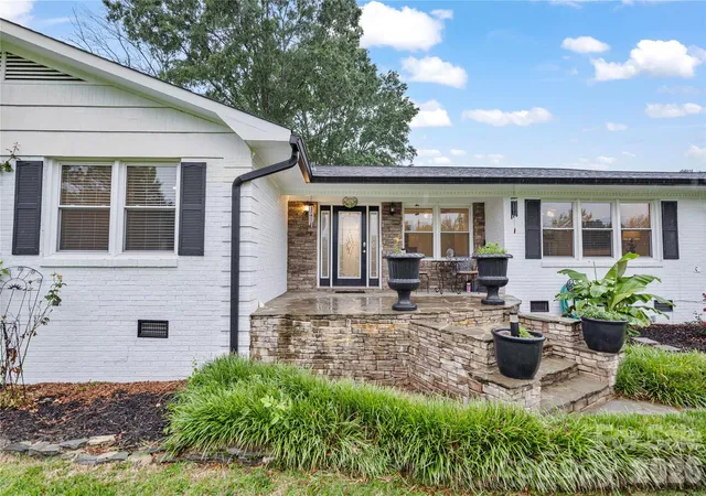 Photo 2 of Single family home for sale at 2524 Griffith Rd, Monroe, NC 28112 | MLS# 4420258 | Listing updated on 2026-09-03