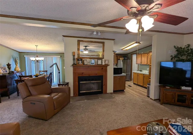 Photo 3 of Single family home for sale at 6846 Potter Rd, Matthews, NC 28104 | MLS# 4420259 | Listing updated on 2026-10-06