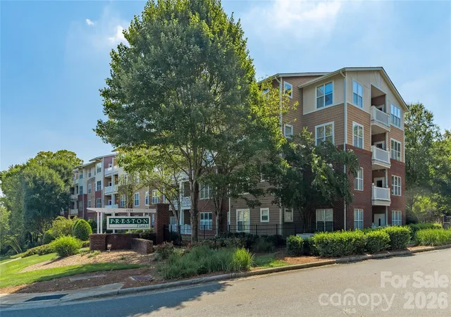 Photo 2 of Condo for sale at 1000 E Woodlawn Rd #217, Charlotte, NC 28209 | MLS# 4420305 | Listing updated on 2026-09-05
