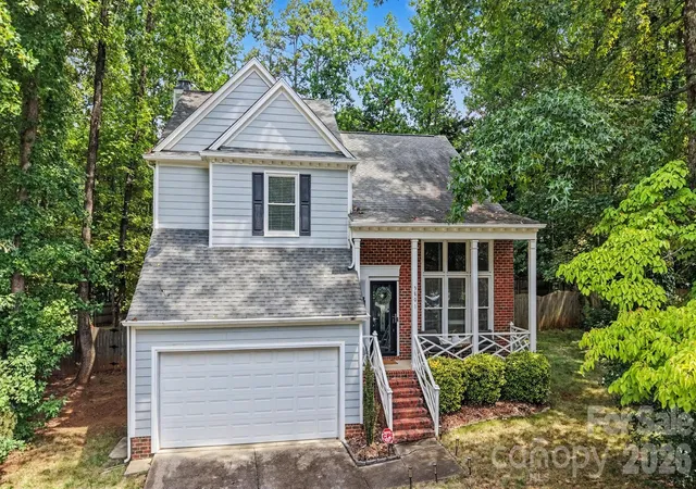 Photo 1 of Sale Pending at 3801 Melshire Ln, Charlotte, NC 28269 | MLS# 4420330 | Listing updated on 2026-09-09