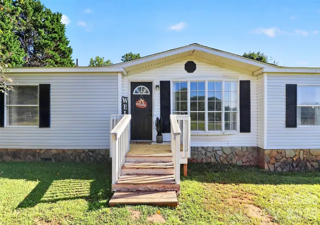 Photo 1 of Single family home for sale at 1778 N Ingleside Farm Rd, Iron Station, NC 28080 | MLS# 4420350 | Listing updated on 2026-10-04