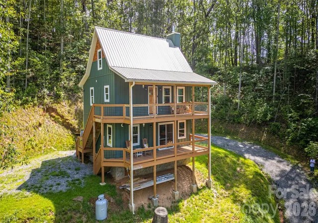 Photo 5 of Single family home for sale at 241 Golden Hawk Dr #85, Bryson City, NC 28713 | MLS# 4420380 | Listing updated on 2026-09-02