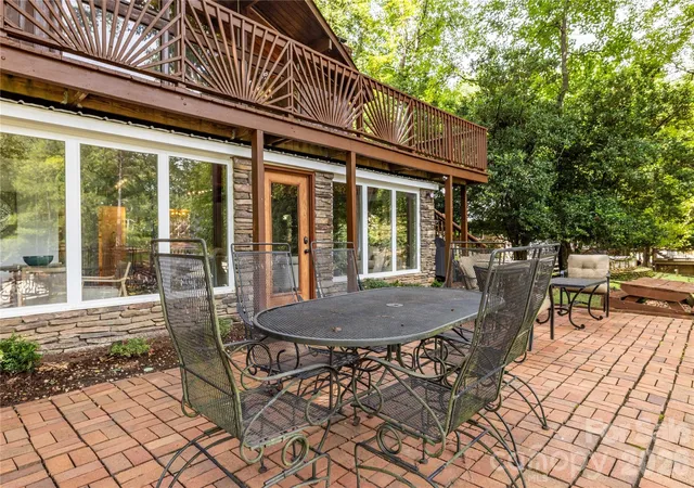 Photo 4 of Single family home for sale at 825 Emerald Shrs Rd, Mount Gilead, NC 27306 | MLS# 4420391 | Listing updated on 2026-09-03