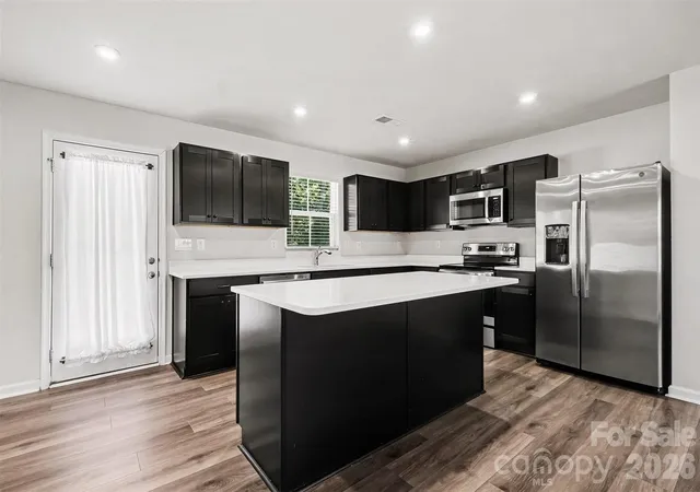 Photo 2 of Single family home for sale at 5132 Rustling Pines Ct, Charlotte, NC 28215 | MLS# 4420474 | Listing updated on 2026-09-05