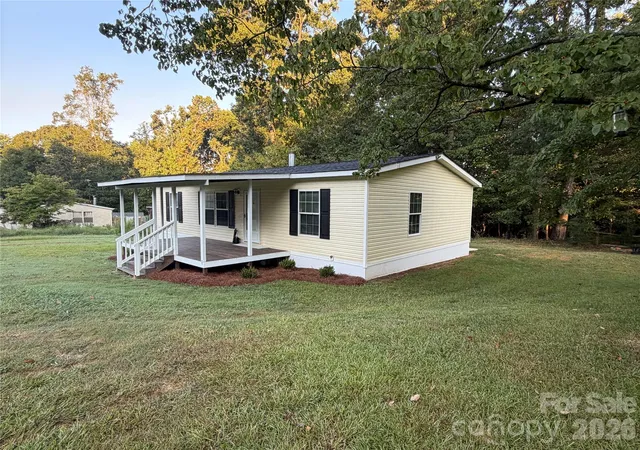 Photo 4 of Sale Pending at 114 Carroll Dr, Cherryville, NC 28021 | MLS# 4420483 | Listing updated on 2026-09-03