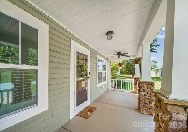 Photo 5 of Single family home for sale at 1360 Standing Oak Dr, Salisbury, NC 28146 | MLS# 4420485 | Listing updated on 2026-09-03