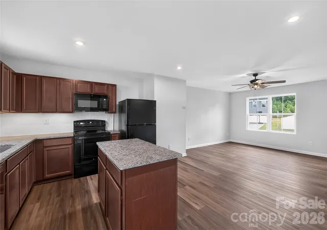 Photo 4 of Sale Pending at 5812 Camp Ct SW, Concord, NC 28025 | MLS# 4420514 | Listing updated on 2026-09-21