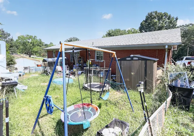 Photo 25 of Single family home for sale at 521 Lee Dr, Shelby, NC 28152 | MLS# 4420520 | Listing updated on 2026-09-02