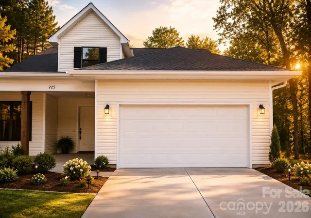 Photo 2 of Single family home for sale at 225 Silver Crk Rd, Concord, NC 28025 | MLS# 4420548 | Listing updated on 2026-09-03