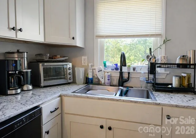 Photo 3 of Single family home for sale at 71 Highland Ave Sw, Concord, NC 28027 | MLS# 4420577 | Listing updated on 2026-09-23