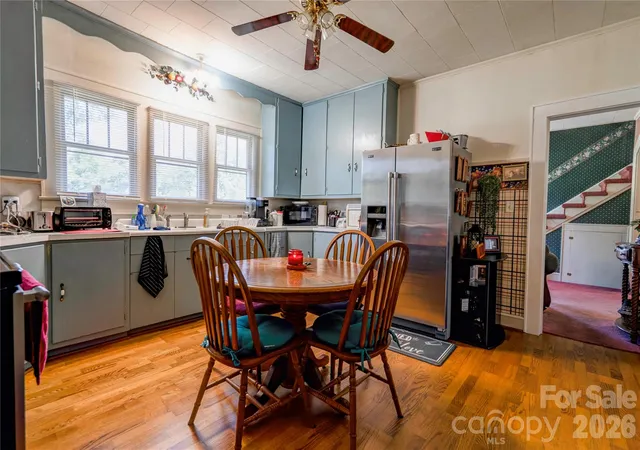Photo 4 of Single family home for sale at 102 Star Dr, Grover, NC 28073 | MLS# 4420586 | Listing updated on 2026-09-03