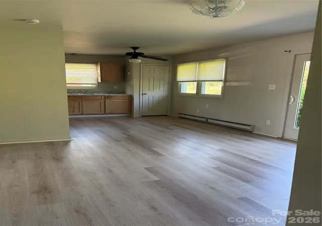 Photo 3 of Single family home for sale at 1245 Pondella Dr, Charlotte, NC 28213 | MLS# 4420593 | Listing updated on 2026-09-03