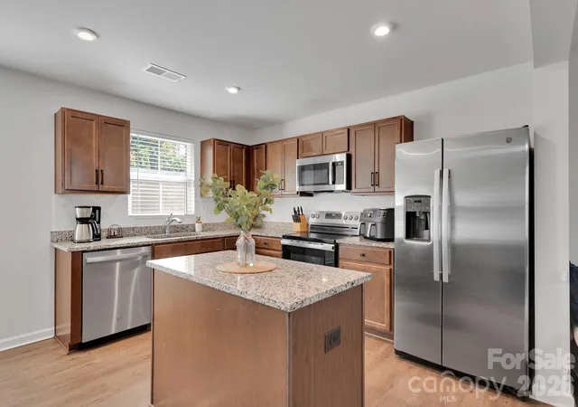 Photo 3 of Townhouse for sale at 4008 Haldane St, Charlotte, NC 28214 | MLS# 4420600 | Listing updated on 2026-10-09