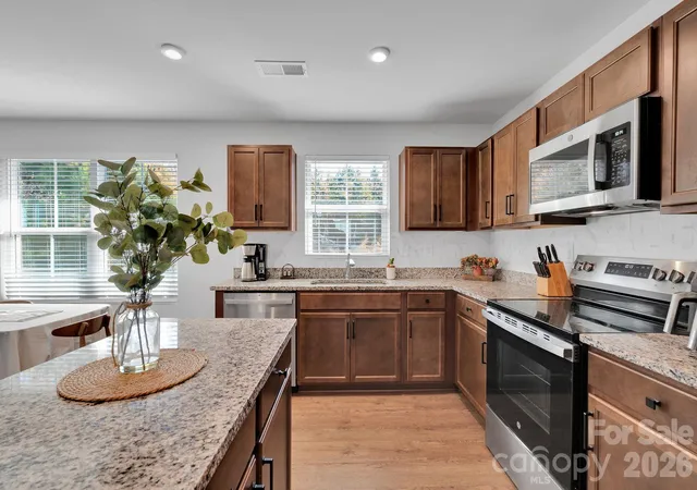 Photo 4 of Townhouse for sale at 4008 Haldane St, Charlotte, NC 28214 | MLS# 4420600 | Listing updated on 2026-10-09
