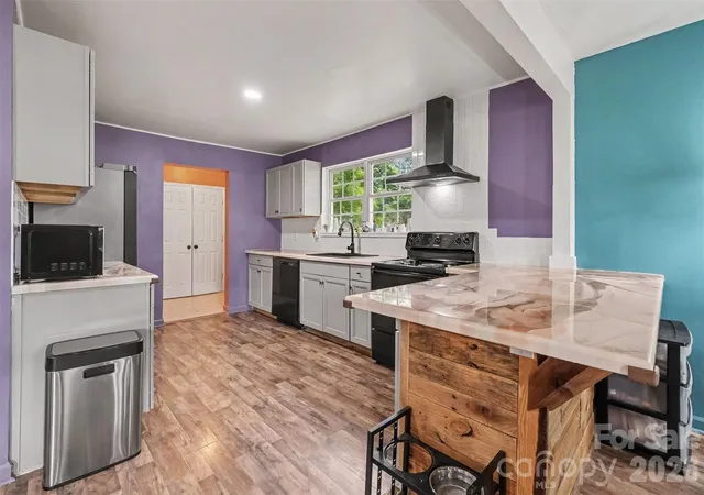 Photo 3 of Single family home for sale at 501 Hunter St, York, SC 29745 | MLS# 4420618 | Listing updated on 2026-09-04