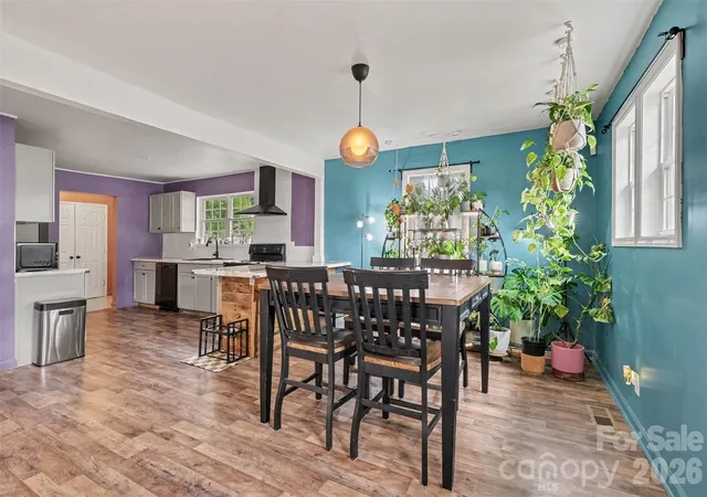 Photo 2 of Single family home for sale at 501 Hunter St, York, SC 29745 | MLS# 4420618 | Listing updated on 2026-10-05
