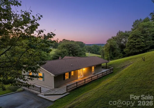 Photo 5 of Single family home for sale at 299 Mcdowell Ln, Burnsville, NC 28714 | MLS# 4420627 | Listing updated on 2026-09-02